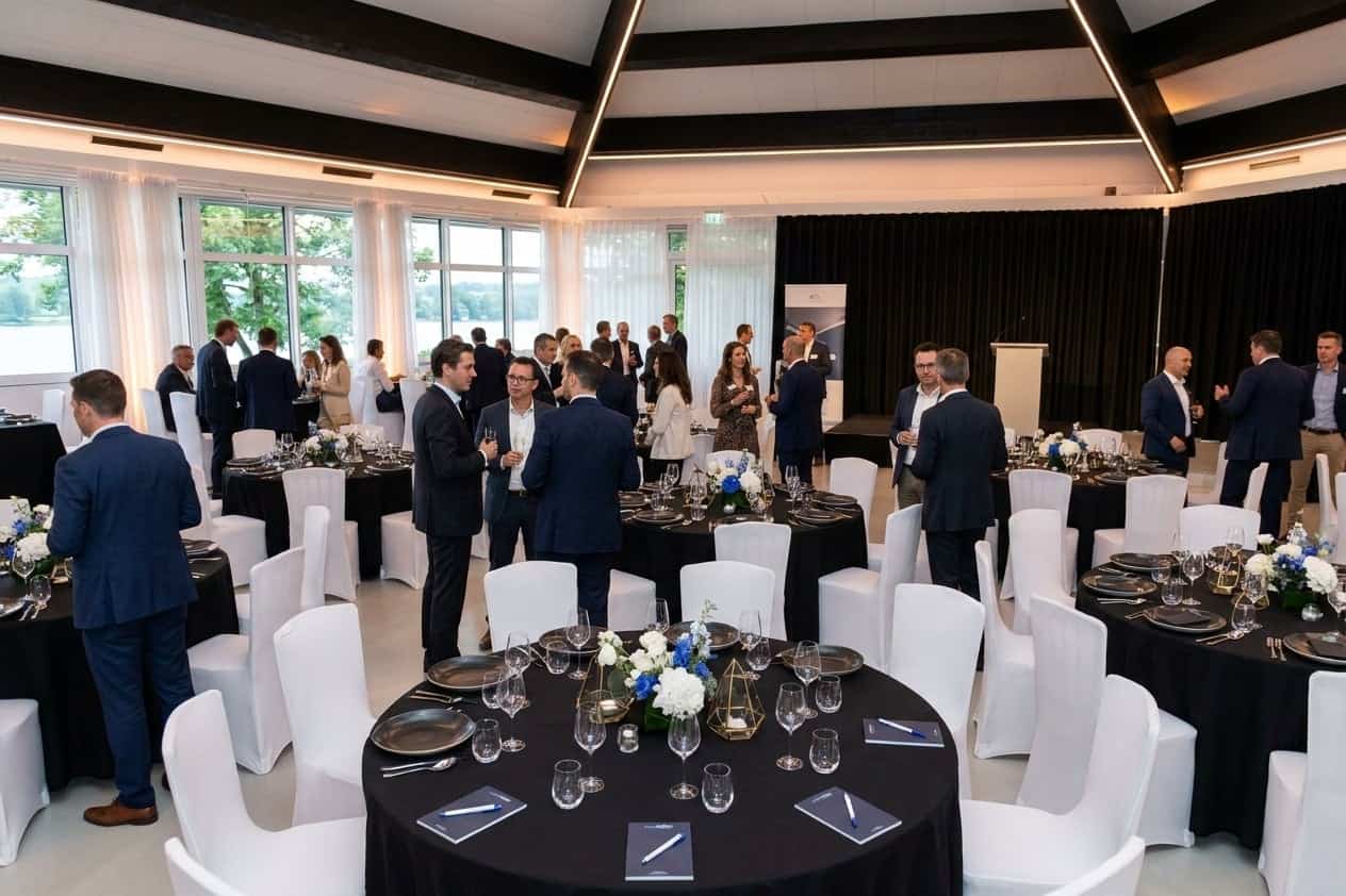 Firmenevent Ideen: Erfolgreiche Firmenveranstaltungen am See planen - Royal am See